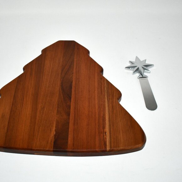 Nambe Acacia Wood Christmas Tree Cheese & Charcuterie Board w/ Spreader Holiday - Picture 3 of 6